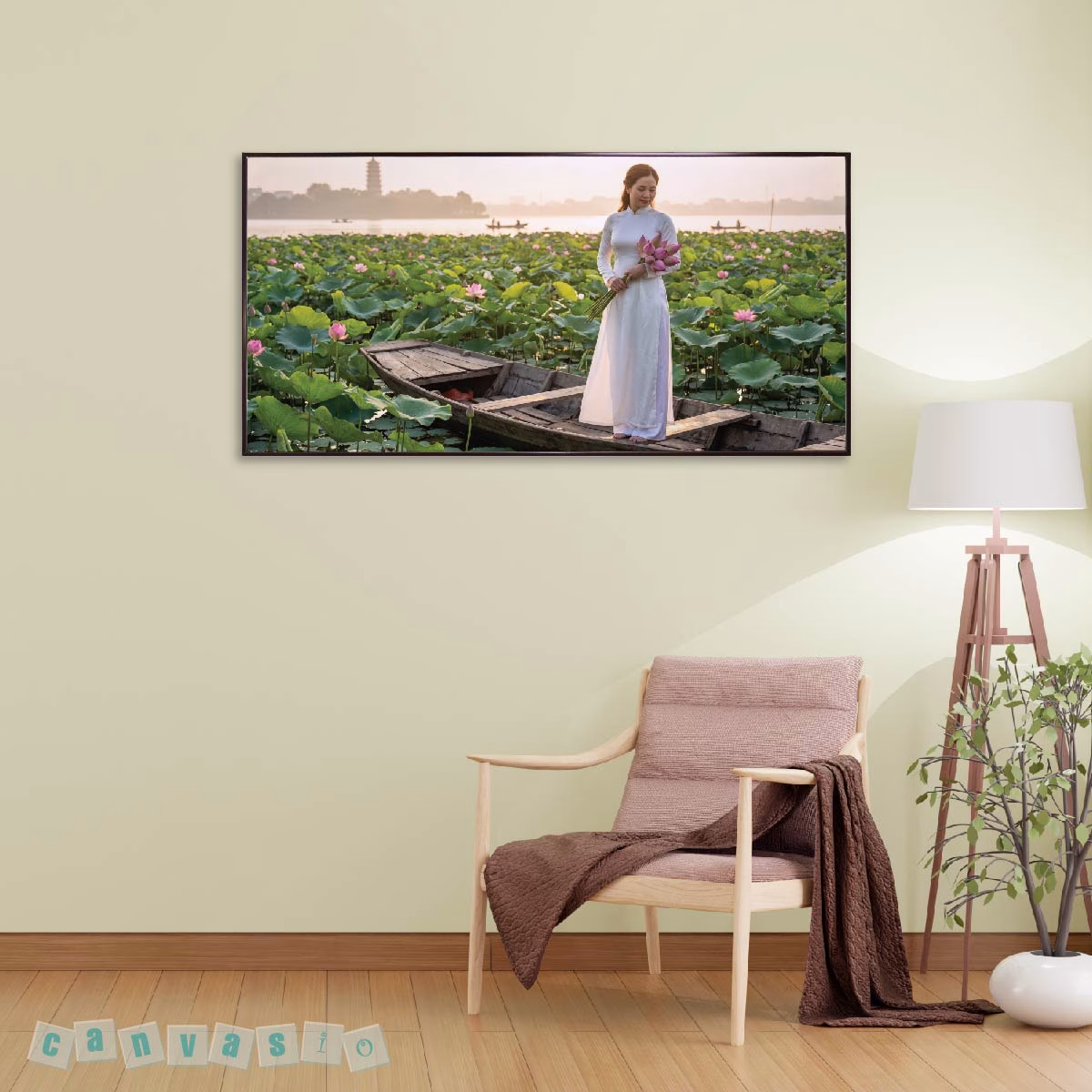 Tranh canvas cô gái áo dài trắng ôm hoa sen bên hồ | Mã KAP-HS 0064
